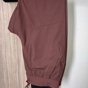 Lululemon Mens   Pants Sz Med